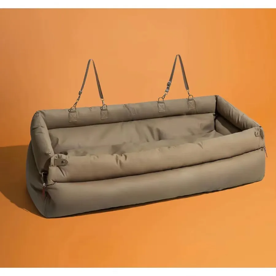 BRÉMIS Faux Leather Pet Travel Bed
