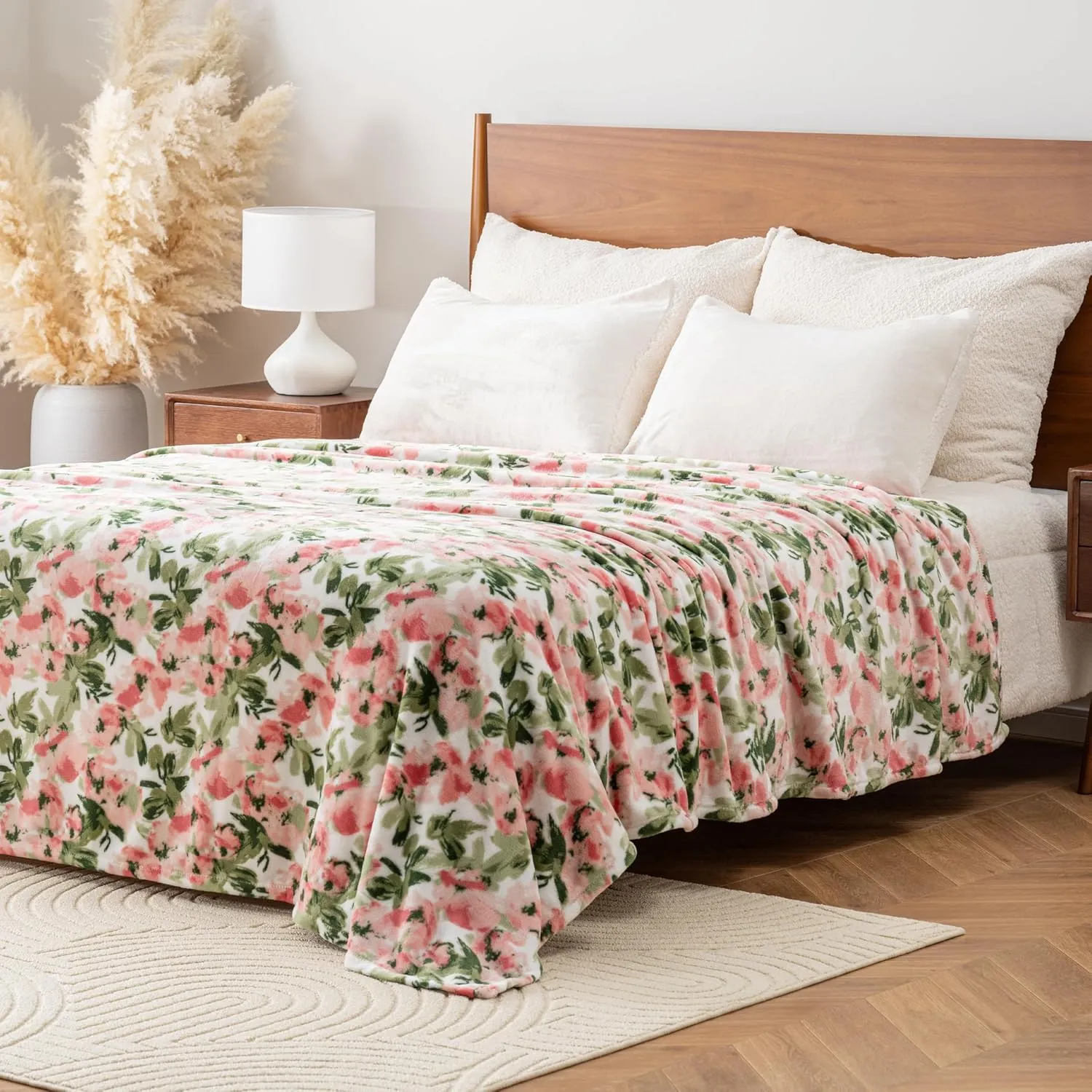 Luxury Printed Fleece Warm Blanket, Soft Lightweight Velvety Plush Throw for Couch and Bed, Cozy Comfy for All Seasons(Ivory Pink Flowers, 10890 Inches)